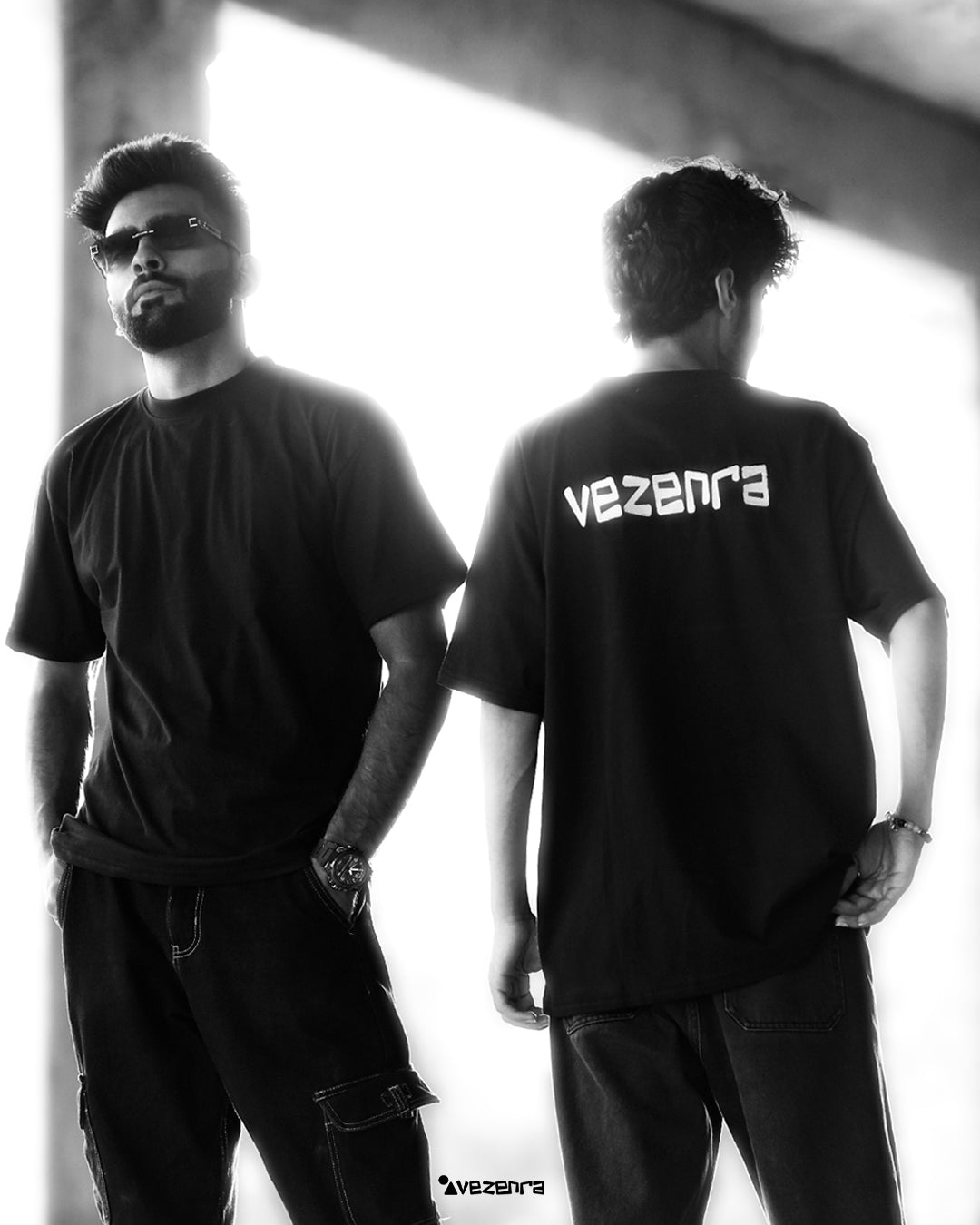 Core Black - Oversized