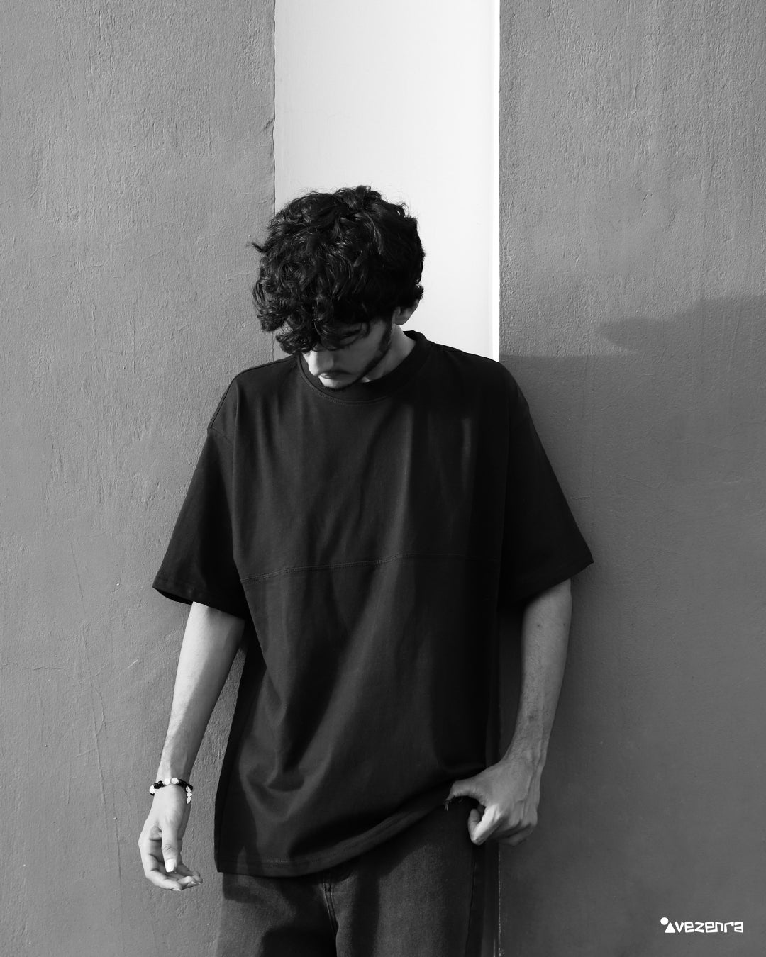 Core Black - Oversized