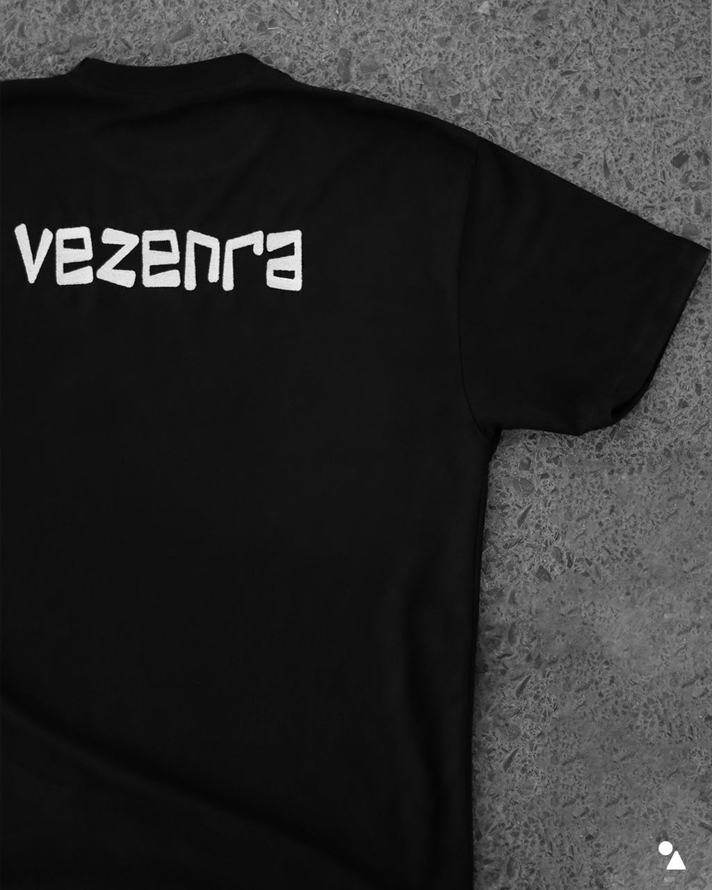 Core Black - Oversized